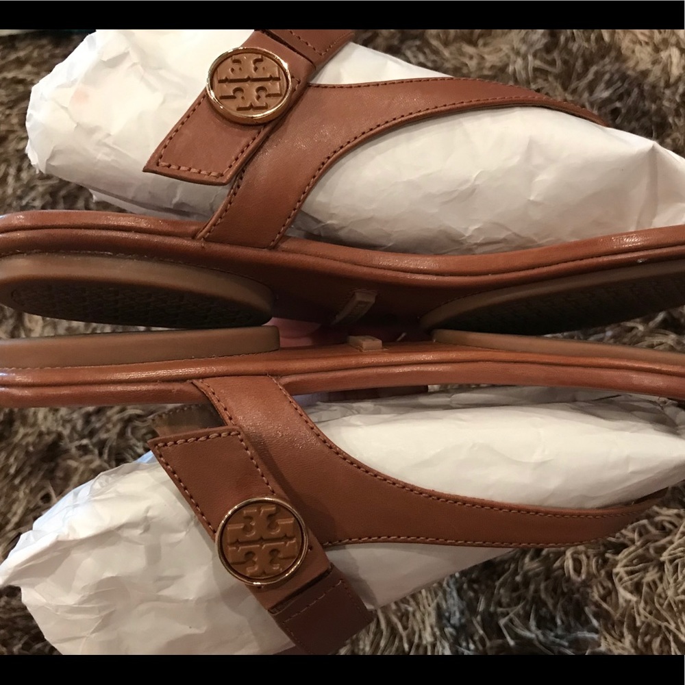 Tory Burch Tan convertible sandals